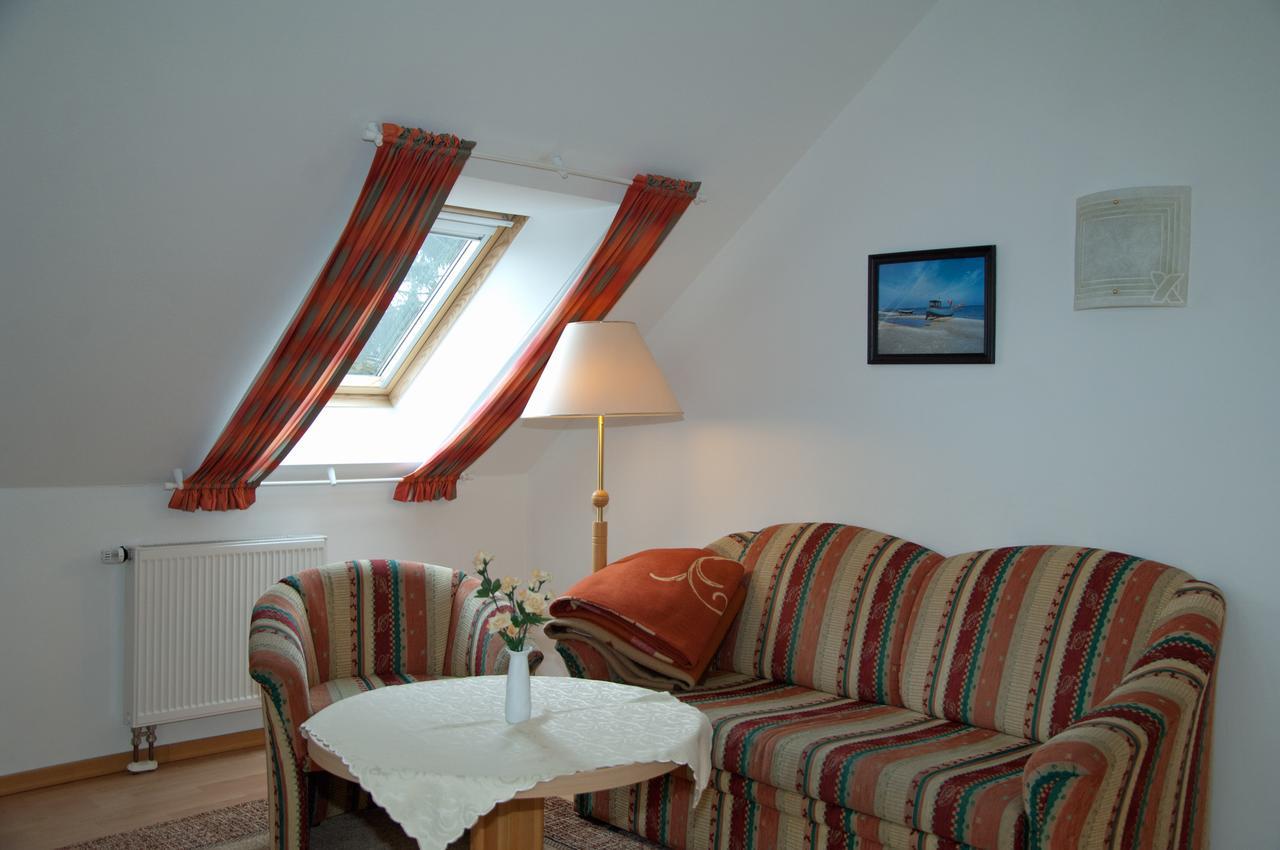 Sonnenhus - Ruegen Apartment Sellin  Exterior photo